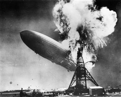 H­i­n­d­e­n­b­u­r­g­ ­f­e­l­a­k­e­t­i­